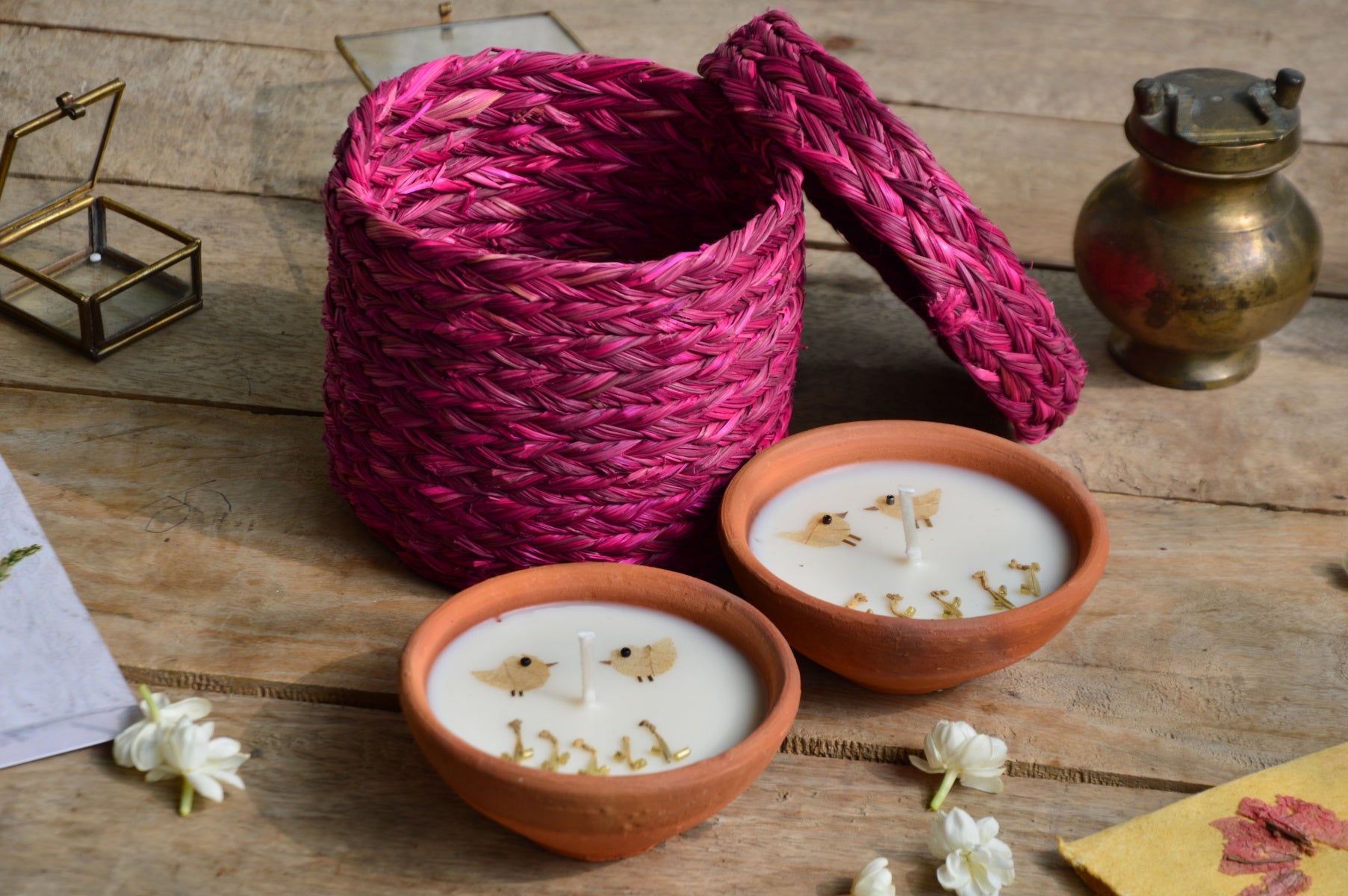 Birds of a feather terracotta candles in a basket | Sustainable Gifts | Pink Basket
