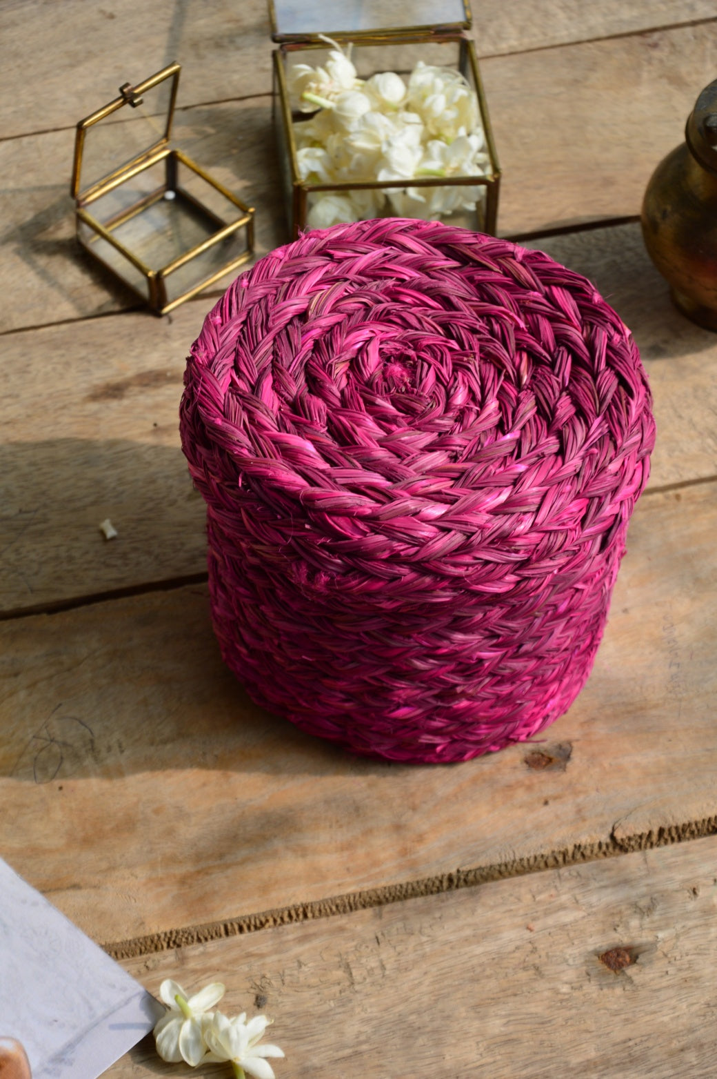 Birds of a feather terracotta candles in a basket | Sustainable Gifts | Pink Basket