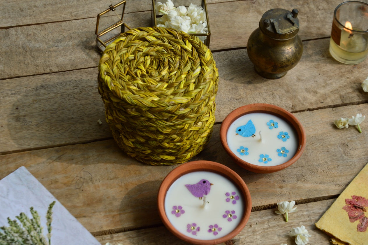 Birdy loves flowers terracotta candles in a basket | Sustainable Gifts | Natural Grass Basket (Copy)