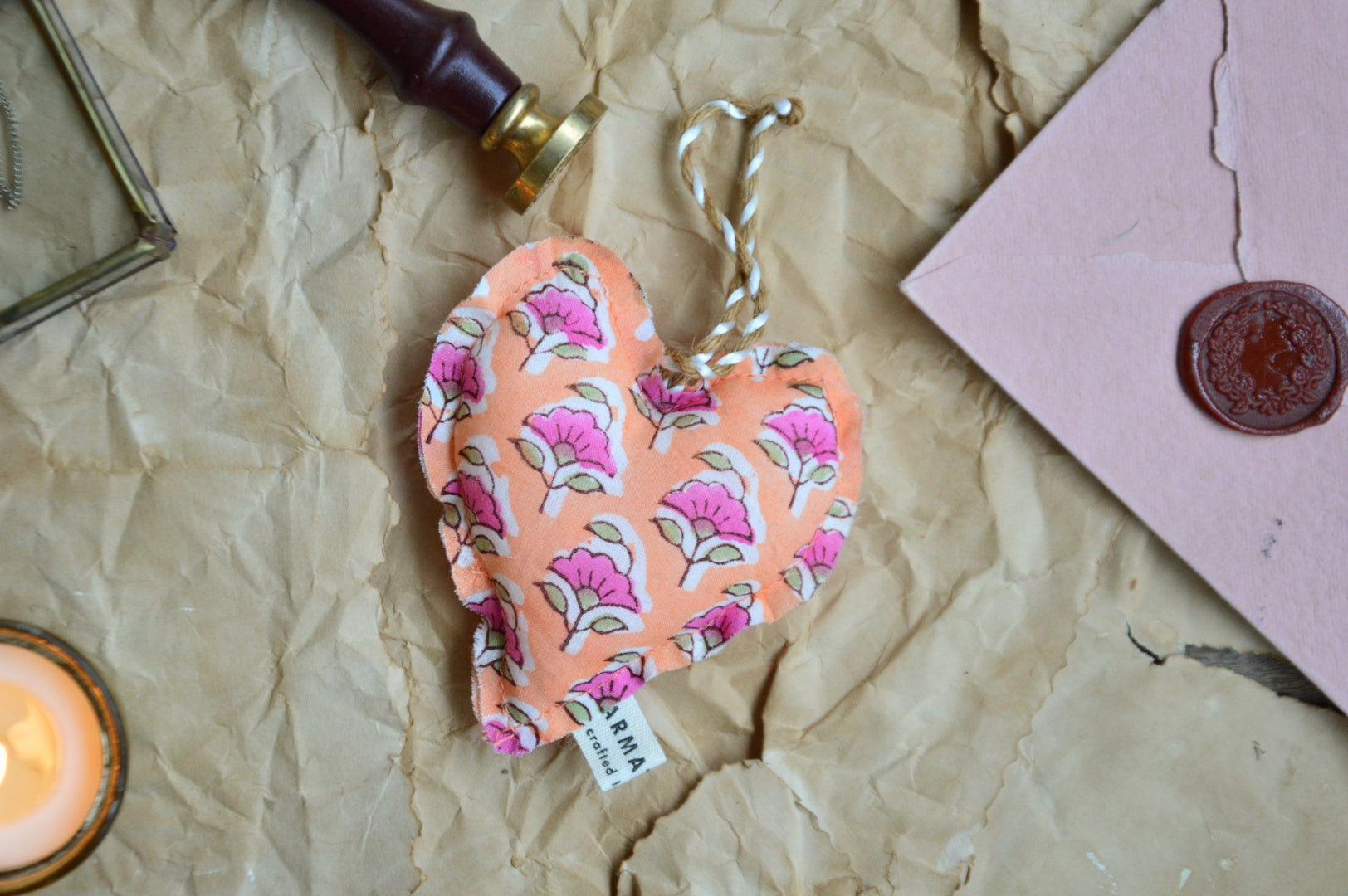 Present from the Heart | Fragrant Plush Hearts for handbags and suitcases | Peach