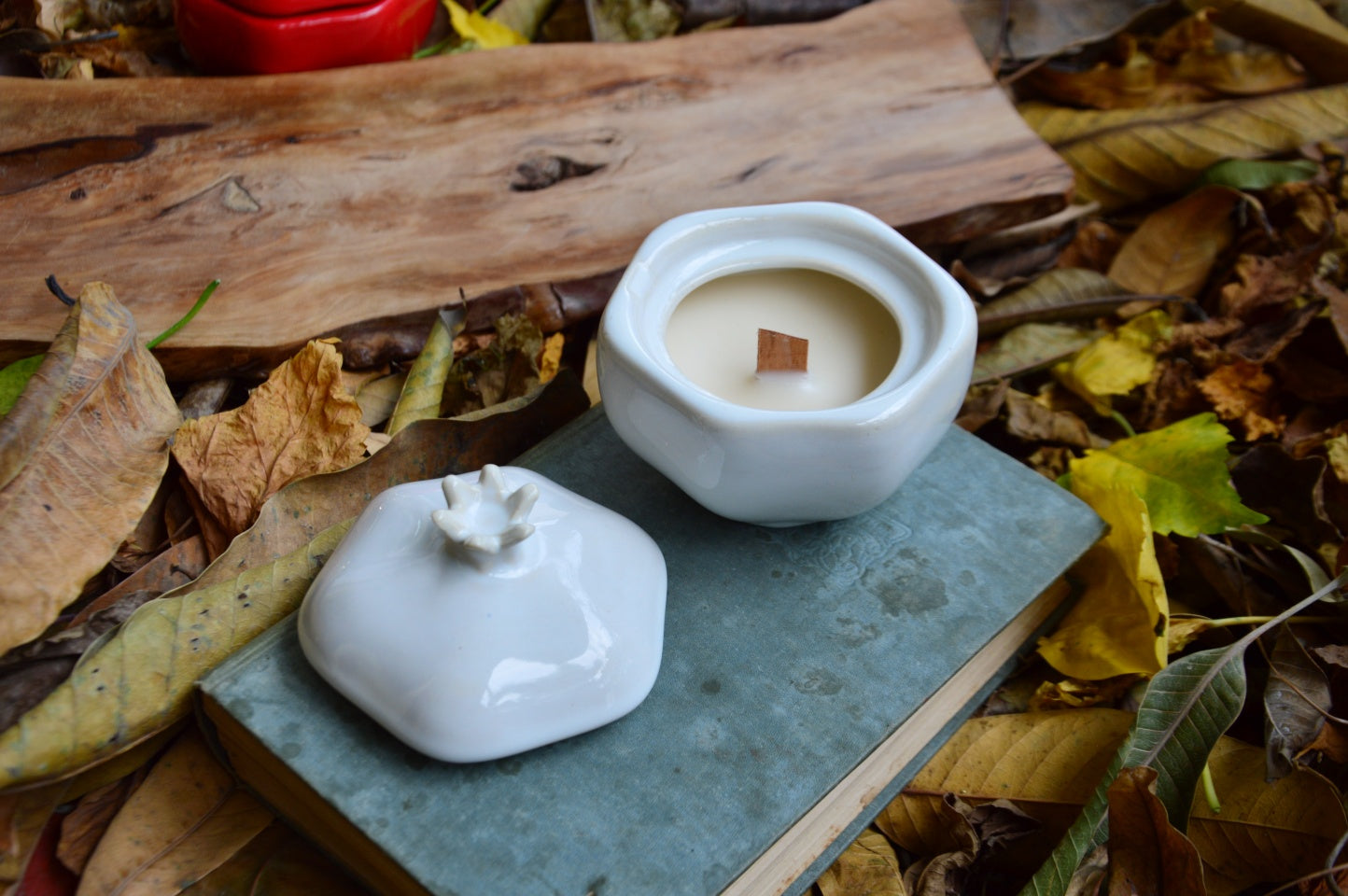 White Pomegranate Ceramic Candle