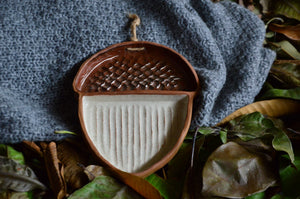 Acorn Ceramic Platter & Wall plate
