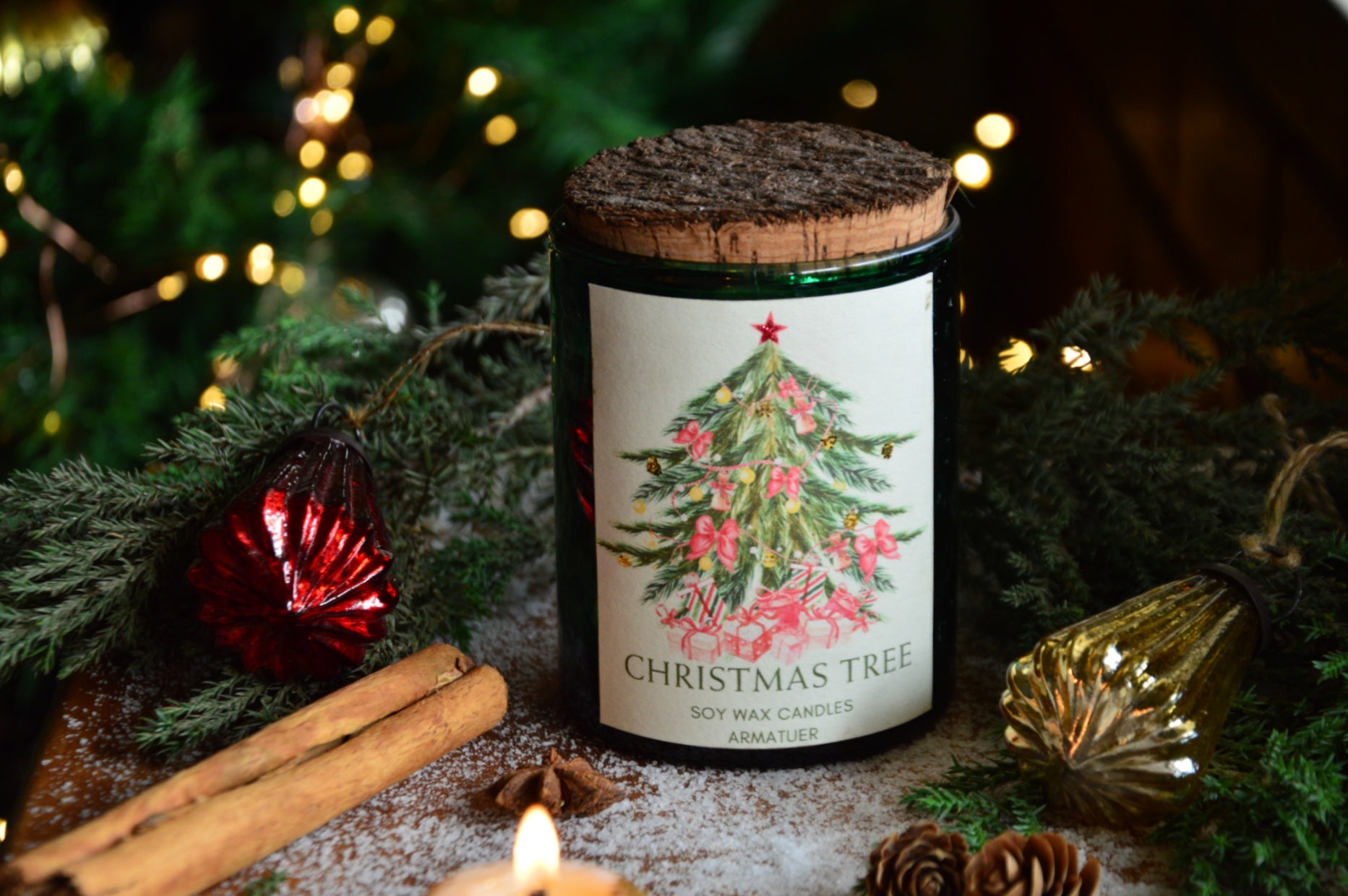 Christmas Tree | Woodwick Container Candle with a Bark Lid | Winter Edition