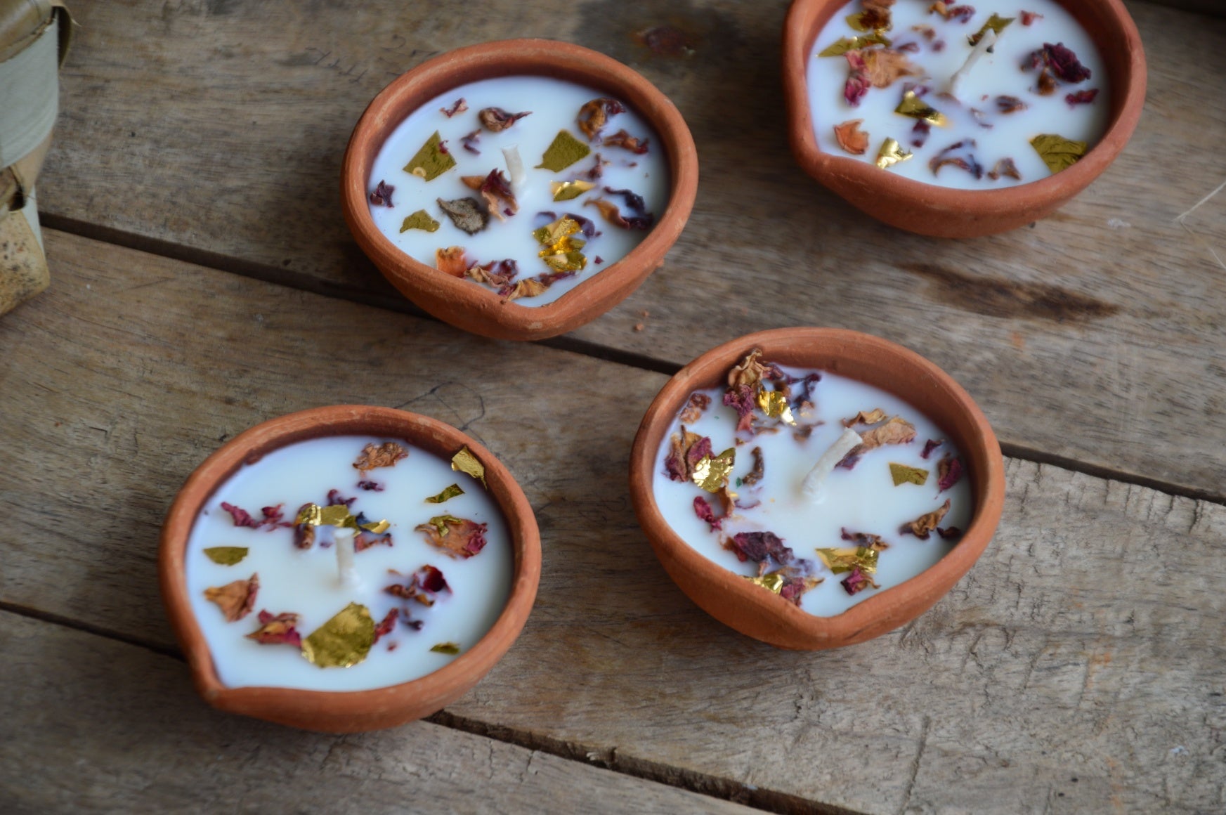 Diyas in a palm basket