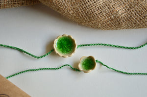 Green Glass Flower | Magnetic Rakhi Large