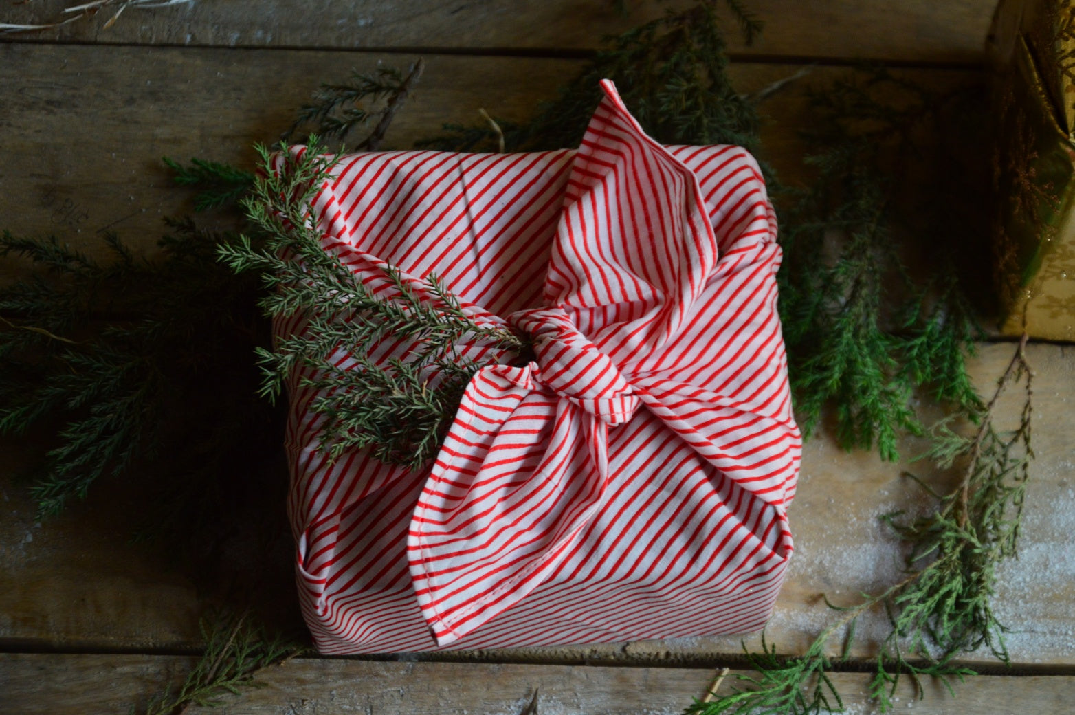 Mulled Wine Furoshiki Gift Box