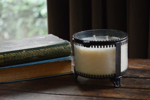 Old Books | Victorian Jar Candle