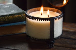 Old Books | Victorian Jar Candle