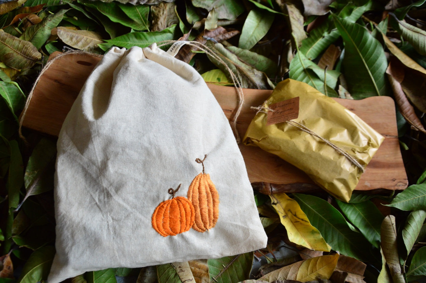 Autumn Gift Bag | Armatuer X Trumatter