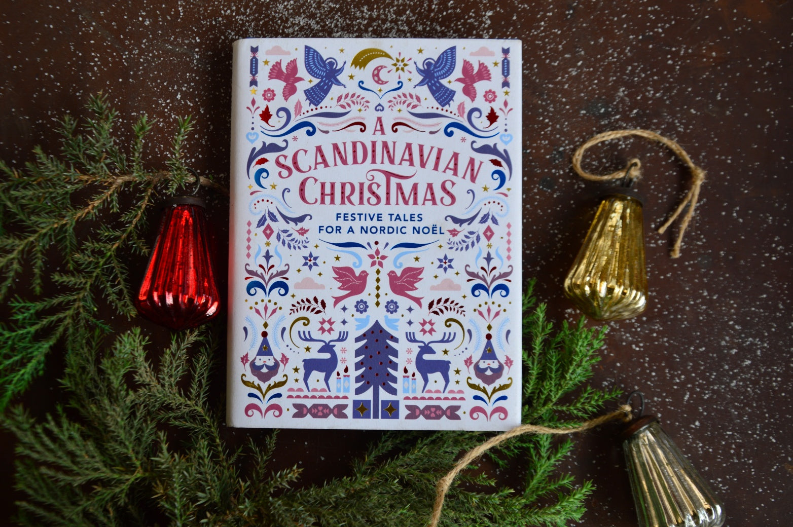 A Scandinavian Christmas: Festive Tales for a Nordic Noël | Hans Christian Andersen ,  Karl Ove Knausgård ,  Selma Lagerlöf ,  Vigdis Hjorth