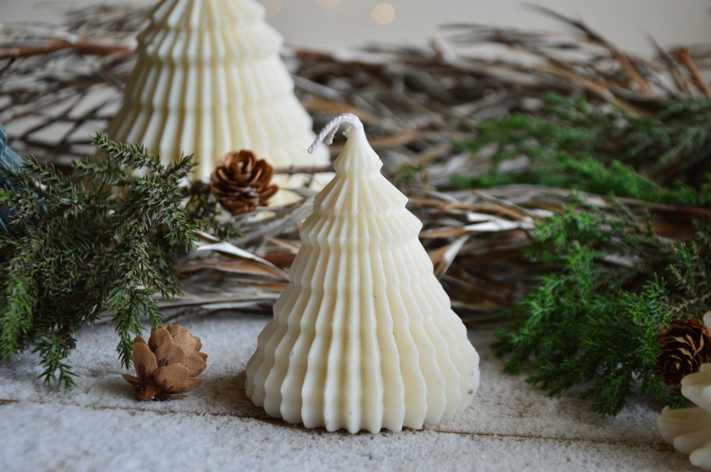 Small Snow Fir Tree | White | S3