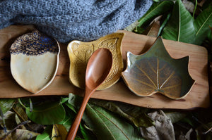 Days of Autumn Spoon Rest