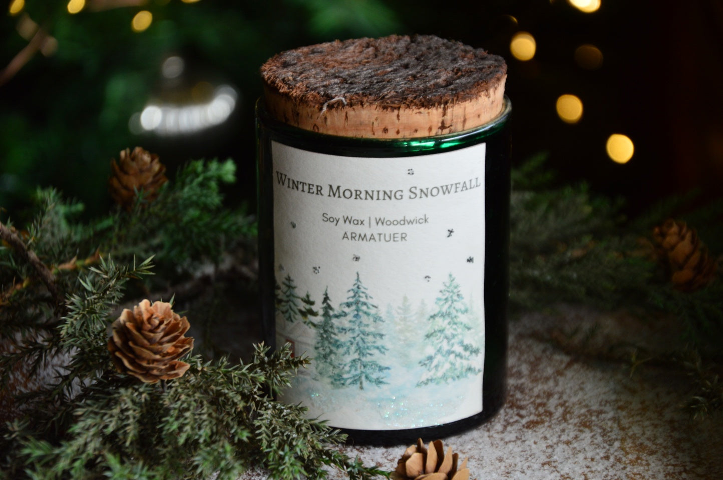 Winter Morning Snowfall | Woodwick Container Candle with a Bark Lid | Winter Edition