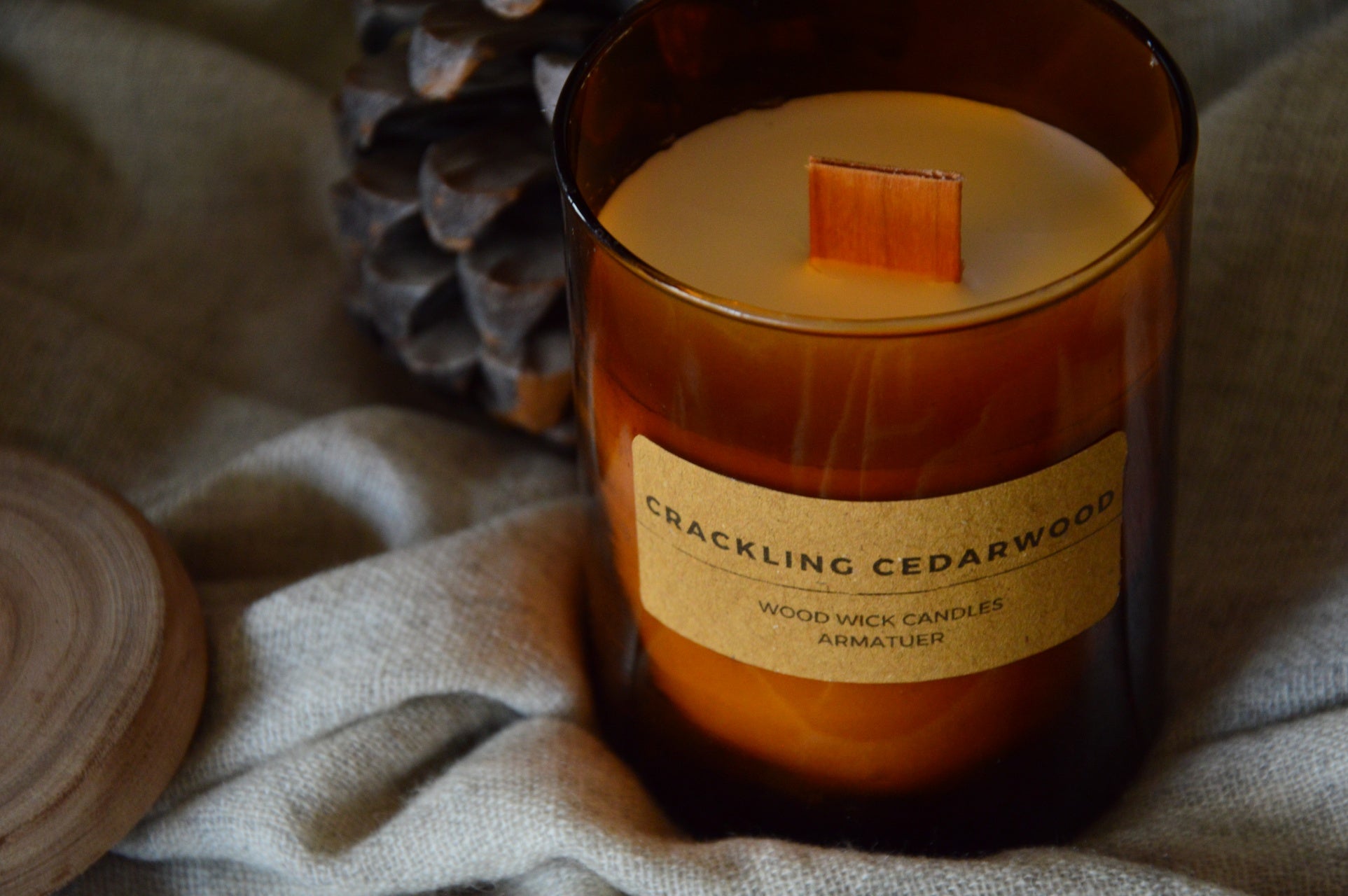 Crackling Cedarwood | Wood Wick Candle Votive