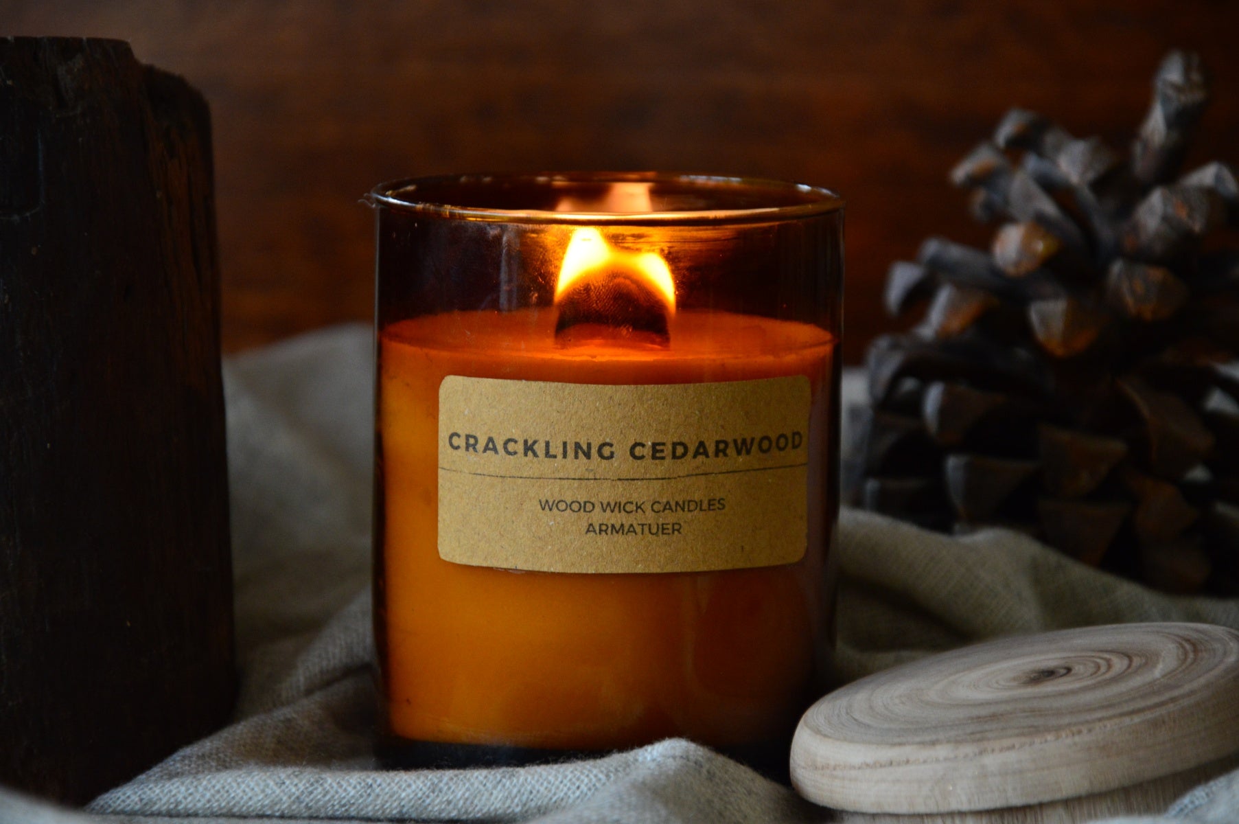 Crackling Cedarwood | Wood Wick Candle Votive