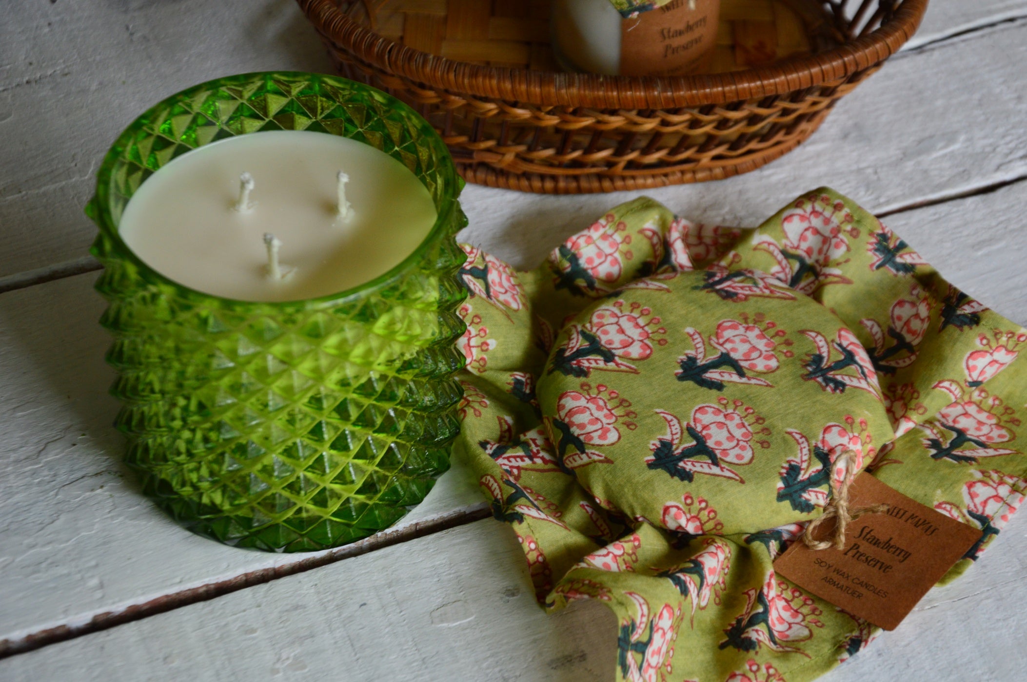 Sweet Mama's Strawberry Preserve | Mother's Day 3 Wick Candle with Cloth Bowl Cover